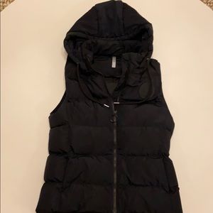 Fabletics - Wander Puffer Vest - BLACK